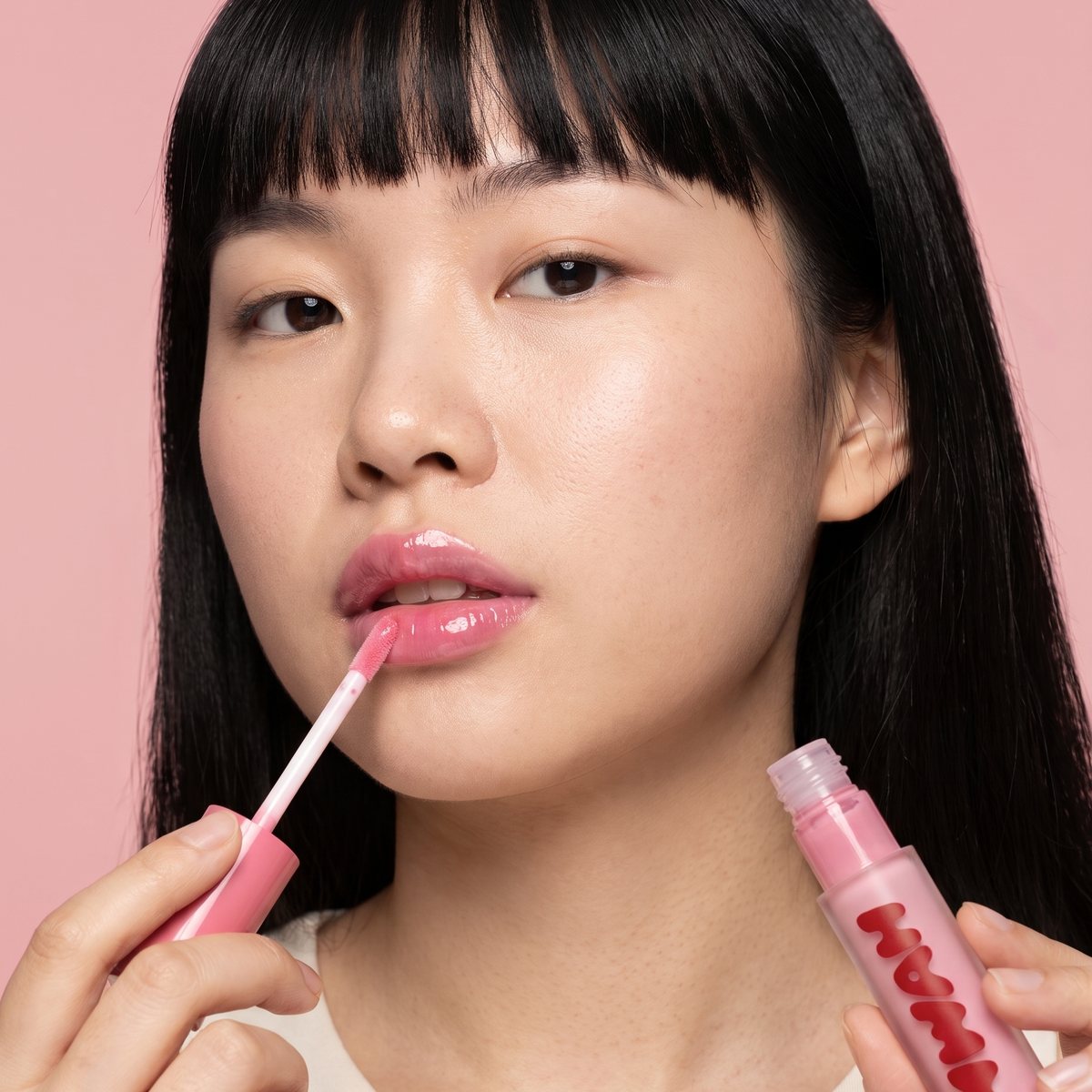 Soft Kiss Plumping Gloss